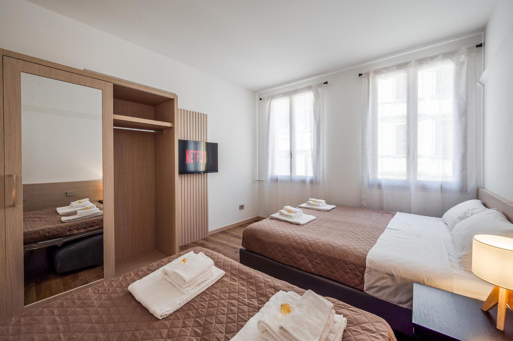 Hoomee Piazza Erbe Apartment เวโรนา ภายนอก รูปภาพ