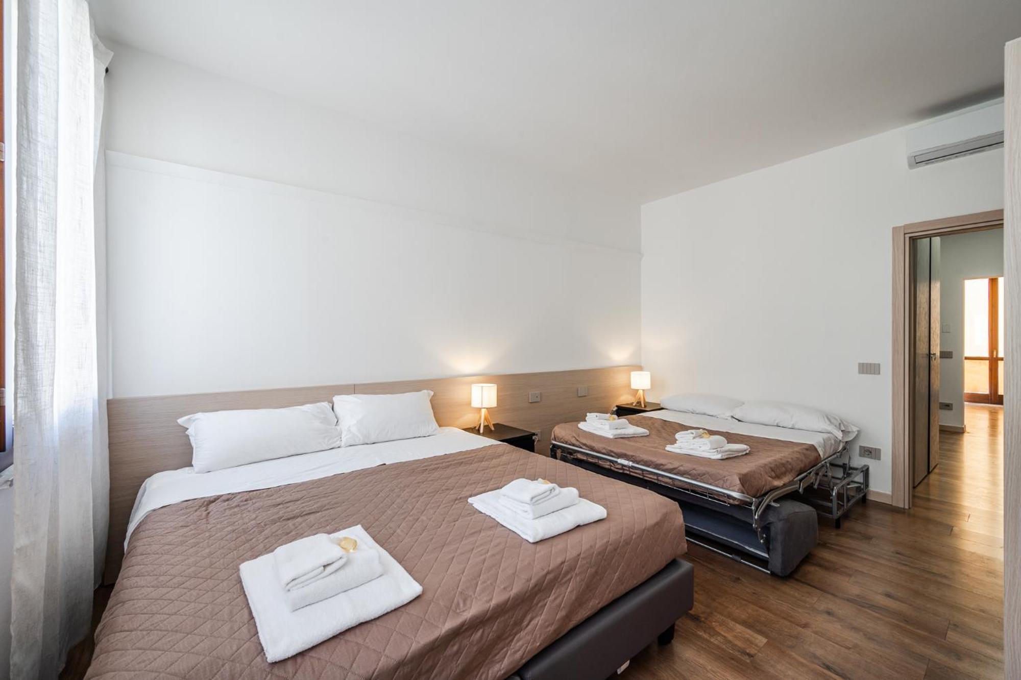 Hoomee Piazza Erbe Apartment เวโรนา ภายนอก รูปภาพ