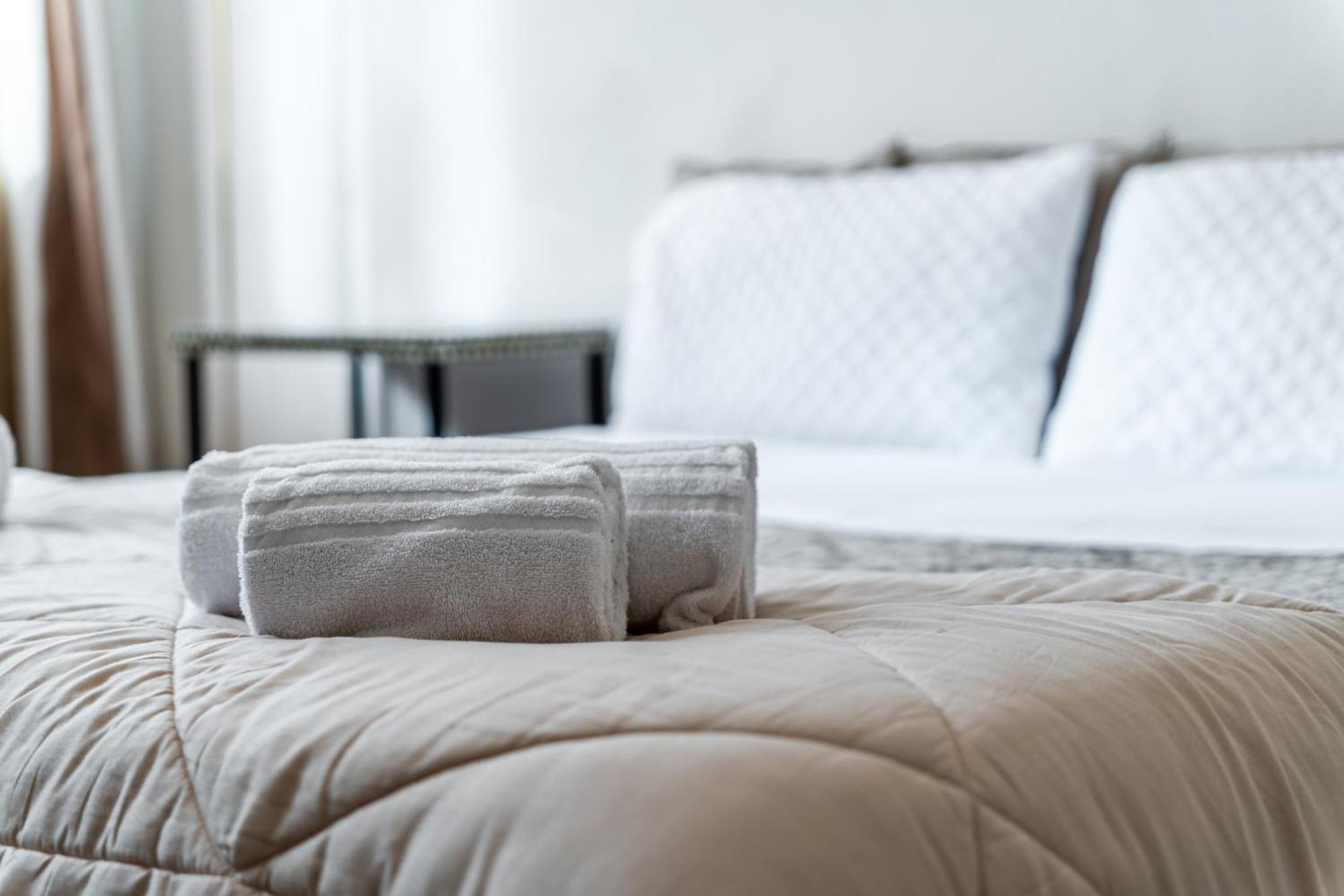 Hoomee Piazza Erbe Apartment เวโรนา ภายนอก รูปภาพ